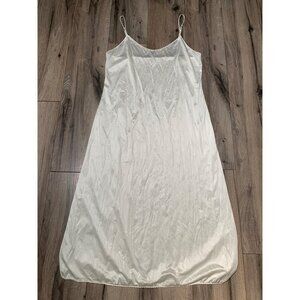 Vanity Fair Womans 38 Night Gown Lingerie Slip Cream Spaghetti Straps